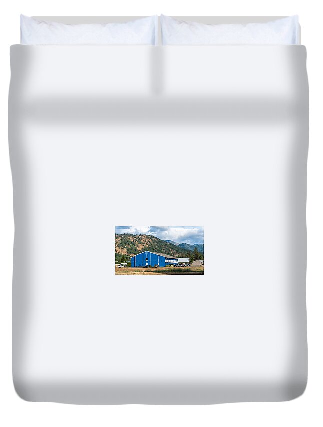 Wedge Mountain Inn And Foothills Duvet Cover featuring the photograph Wedge Mountain Inn and Foothills by Tom Cochran