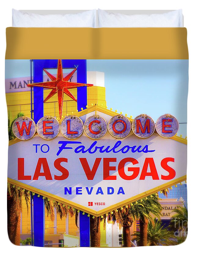  Duvet Cover featuring the photograph Welcome to Fabulous Las Vegas by Rodney Lee Williams
