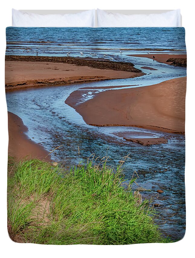 Prince Edward Island Duvet Cover featuring the photograph Winding Out To Sea by Marcy Wielfaert