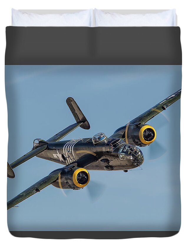 2014 Duvet Cover featuring the photograph Winding Up For A Pass by Jay Beckman