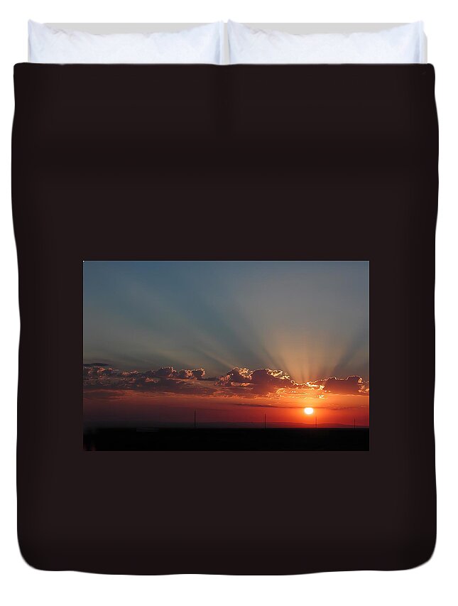 Sunrise Duvet Cover featuring the photograph Winslow Sunrise by DArcy Evans