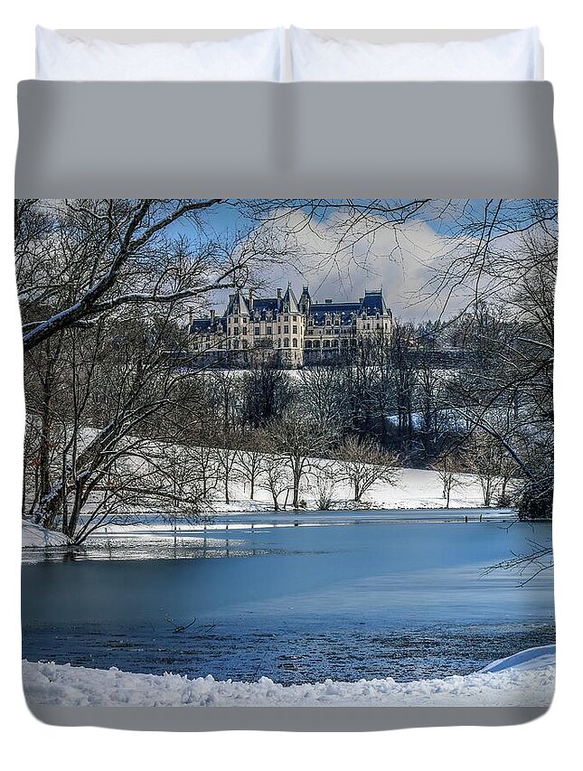 Lagoon Duvet Cover featuring the photograph Winter Comes To The Biltmore Mansion On The Hill by Carol Montoya