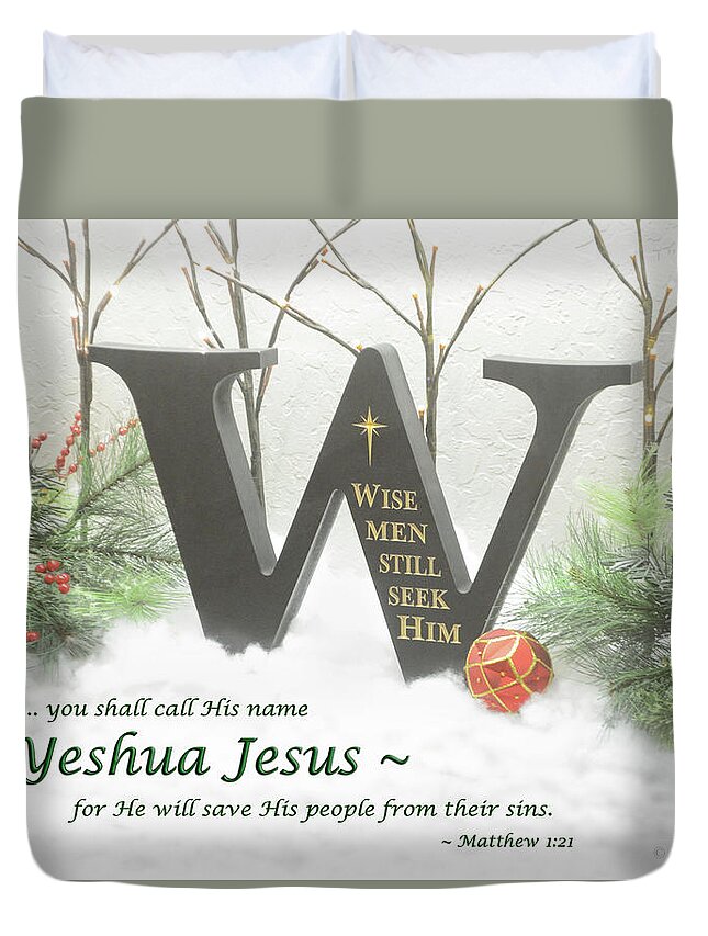Christmas Duvet Cover featuring the photograph Wise Men Still Seek Him Christmas Decorations by Brian Tada