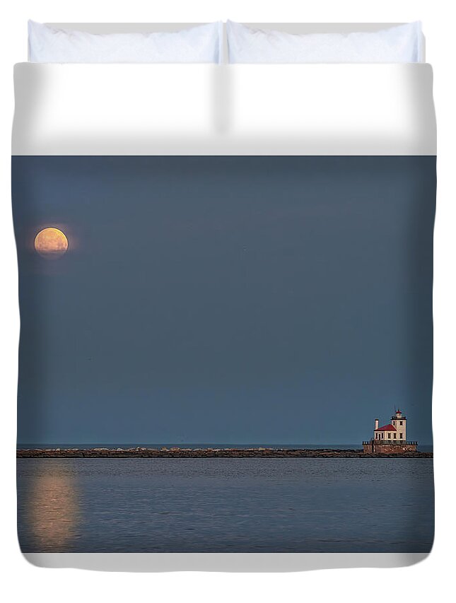 Moon Duvet Cover featuring the photograph Worm Moonset by Rod Best