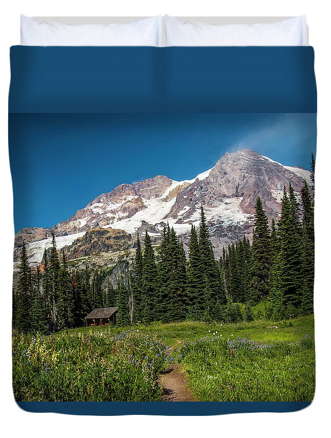 Mount Rainier National Park Duvet Cover featuring the photograph Worth the Effort-2 by Doug Scrima