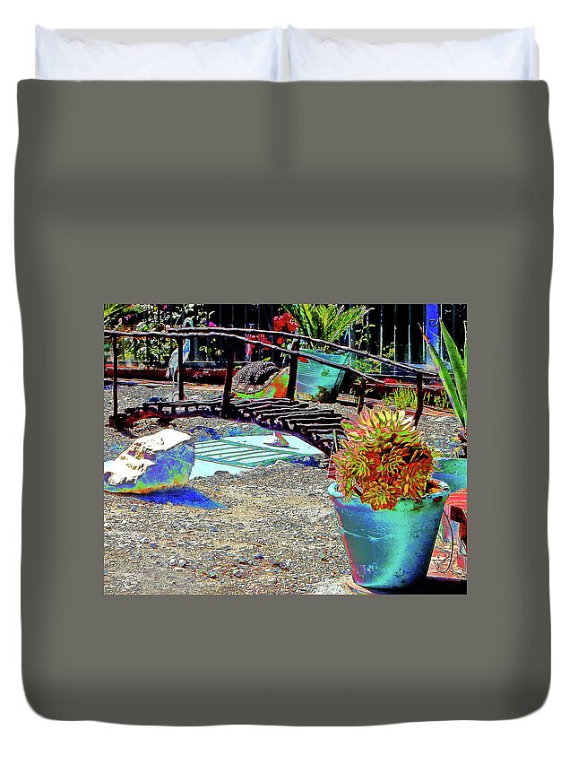 Landscaping Duvet Cover featuring the photograph Yard Decs by Andrew Lawrence