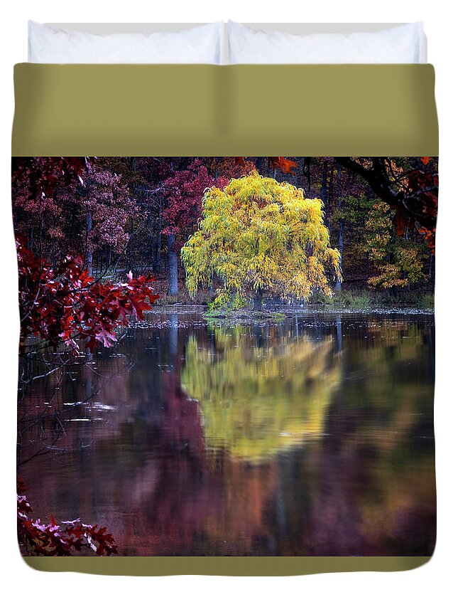 Lake Reflection Duvet Cover featuring the photograph Yellow Reflection by Tom Singleton