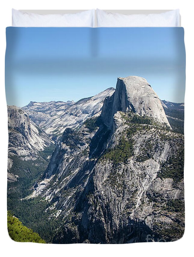 Yosemite Duvet Cover featuring the photograph Yosemite Valley by Erin Marie Davis