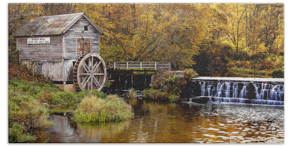 Hyde Hand Towel featuring the photograph 0722 Hyde's Mill by Steve Sturgill