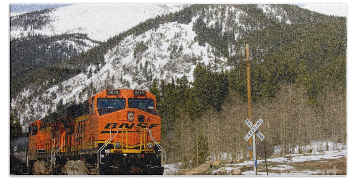 Moffat Tunnel Hand Towel featuring the photograph BNSF rolls through Rollins Pass Colorado #1 by Steven Krull