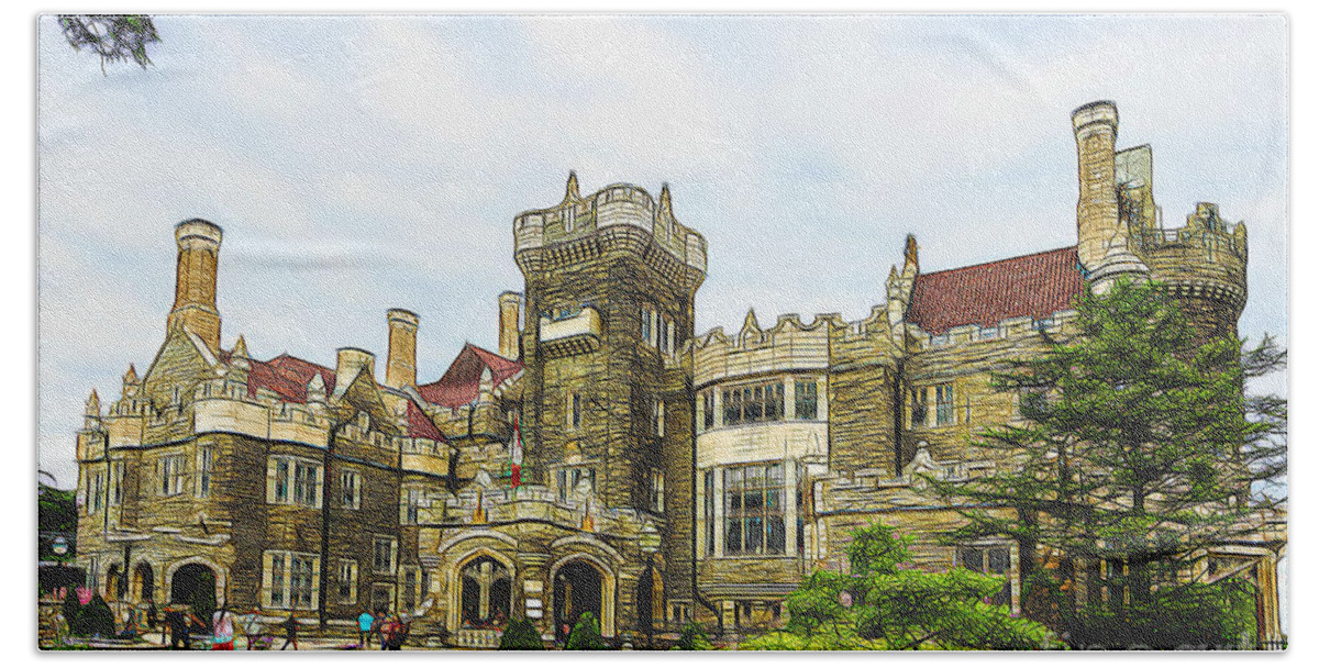 Casa Loma Hand Towel featuring the photograph Casa Loma in Toronto #1 by Les Palenik