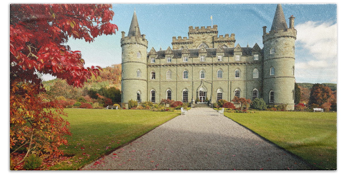 Scottish Castle Bath Towel featuring the photograph Inveraray Castle #1 by Grant Glendinning