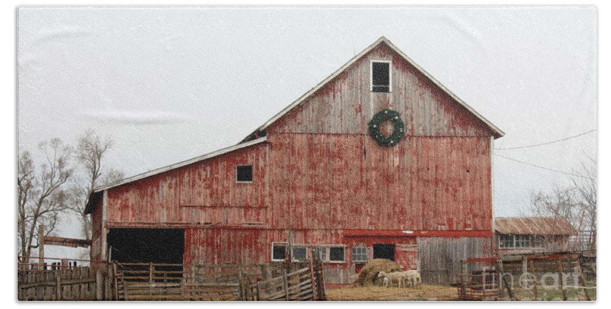Red Hand Towel featuring the photograph Iowa Barn #2 by Kathryn Cornett