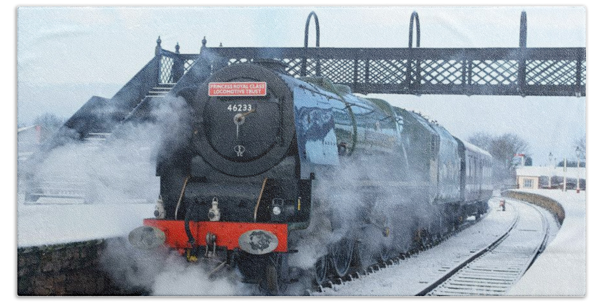 Steam Hand Towel featuring the photograph Winter Day Departure #1 by David Birchall