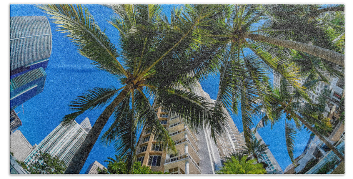 Architecture Hand Towel featuring the photograph Downtown Miami by Raul Rodriguez