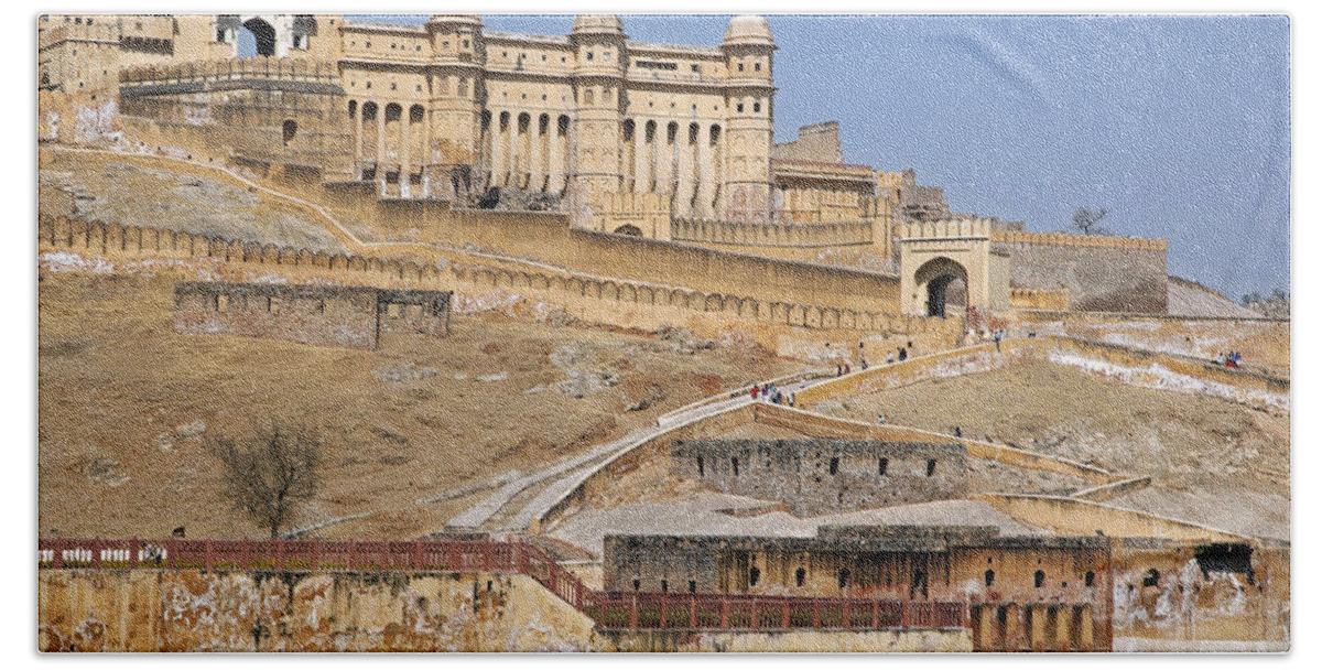 Amber Fort Bath Towel featuring the photograph 120820p235 by Arterra Picture Library