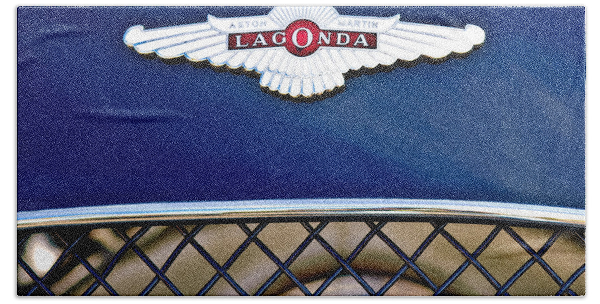 Lagonda Bath Towel featuring the photograph 1959 Aston Martin Jaguar C-Type Roadster Hood Emblem by Jill Reger