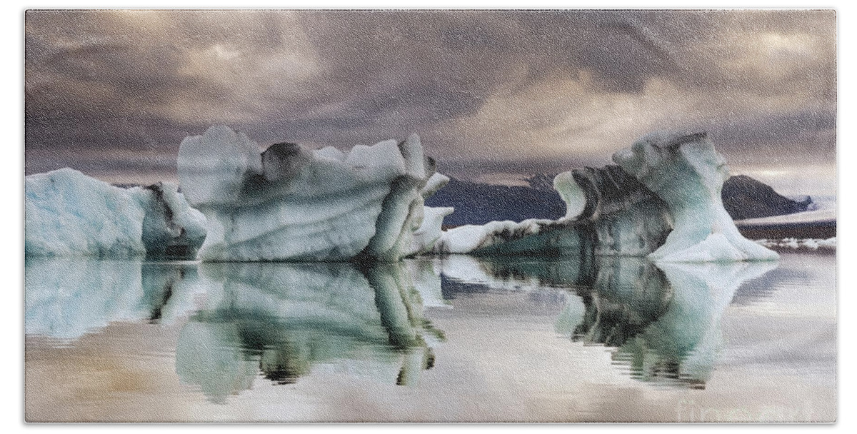 Reflection Hand Towel featuring the photograph Jokulsarlon iceland #2 by Gunnar Orn Arnason