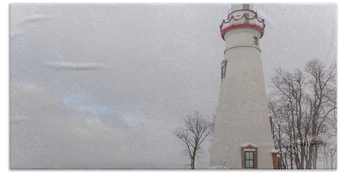 Lighthouses Bath Towel featuring the photograph Marblehead Lighthouse Lake Erie #3 by Jack R Perry