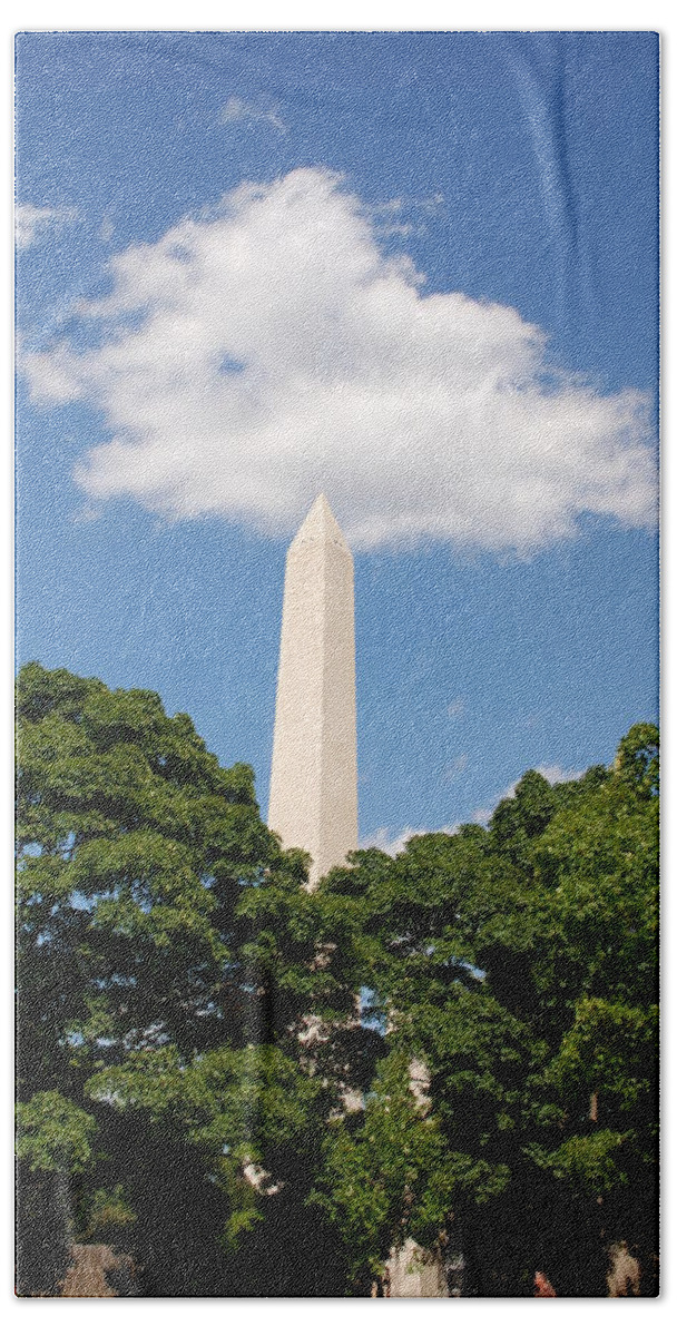 Washington Bath Towel featuring the photograph Obelisk Rises Into the Clouds #1 by Kenny Glover