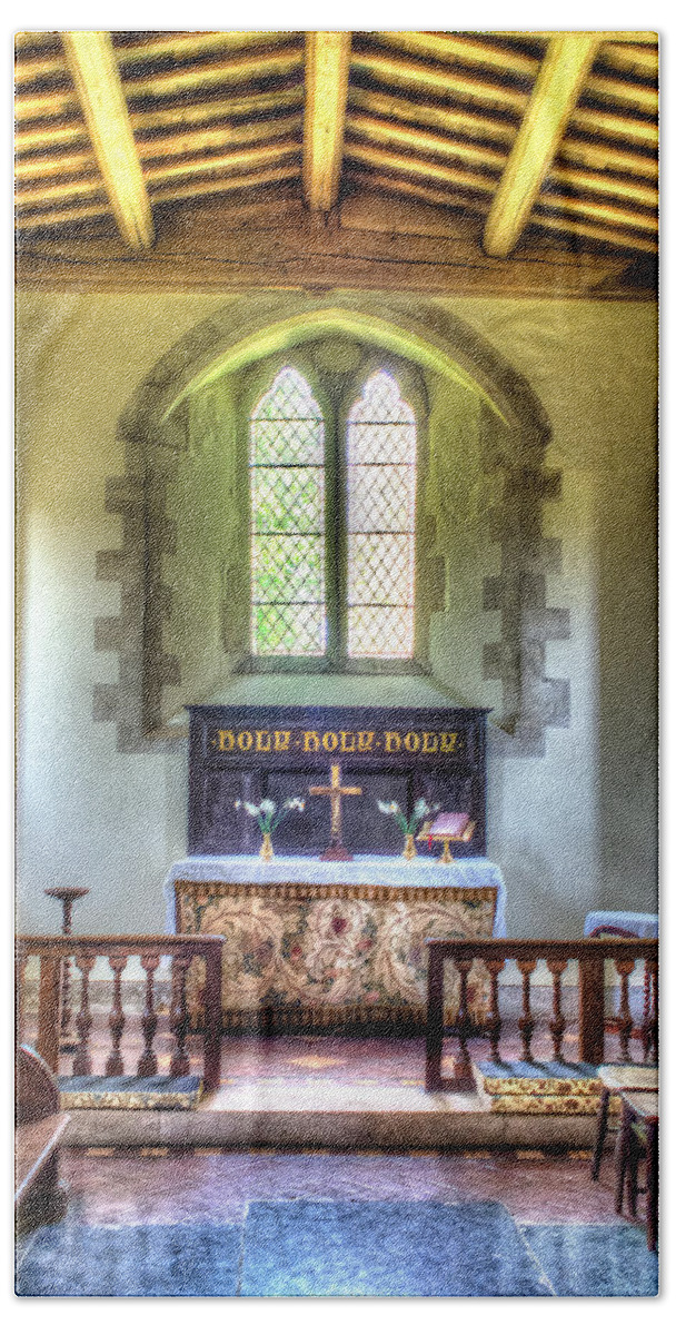 Aisle Hand Towel featuring the photograph St Swithuns Church Combe #2 by Mark Llewellyn