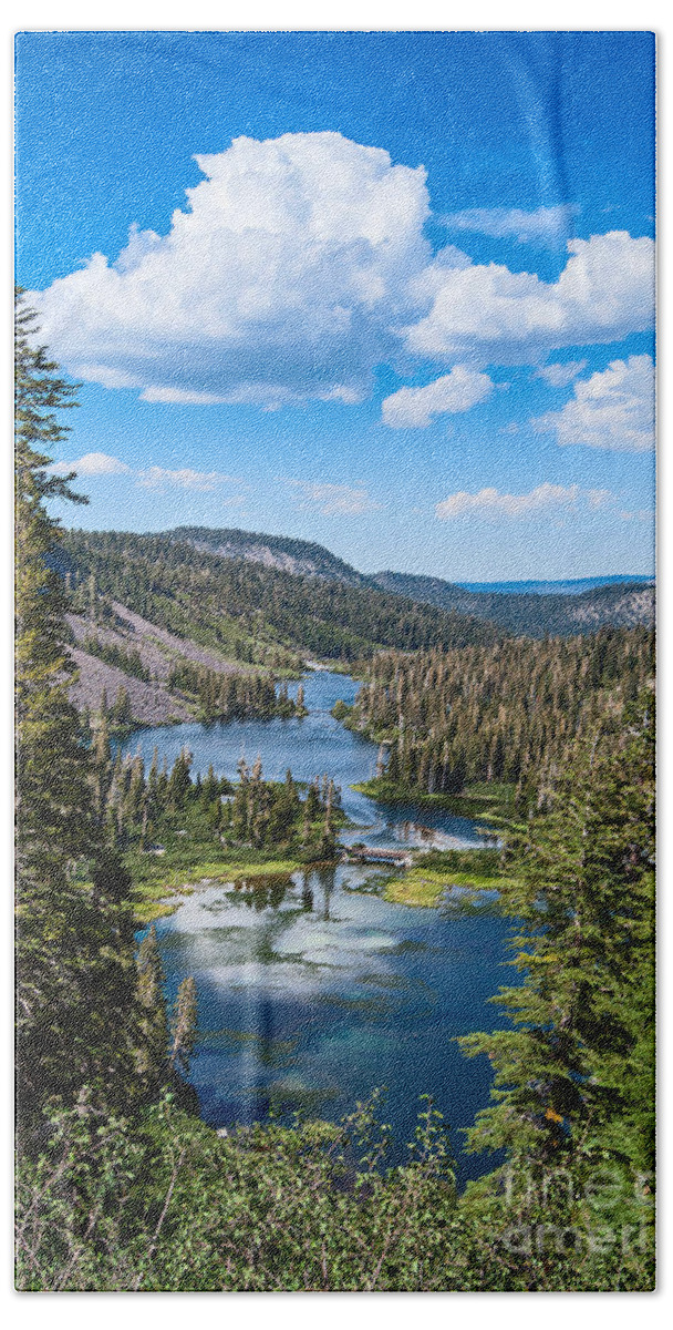 Mammoth Lake Bath Towel featuring the photograph Twin Lakes in Mammoth Lakes in California. #2 by Jamie Pham