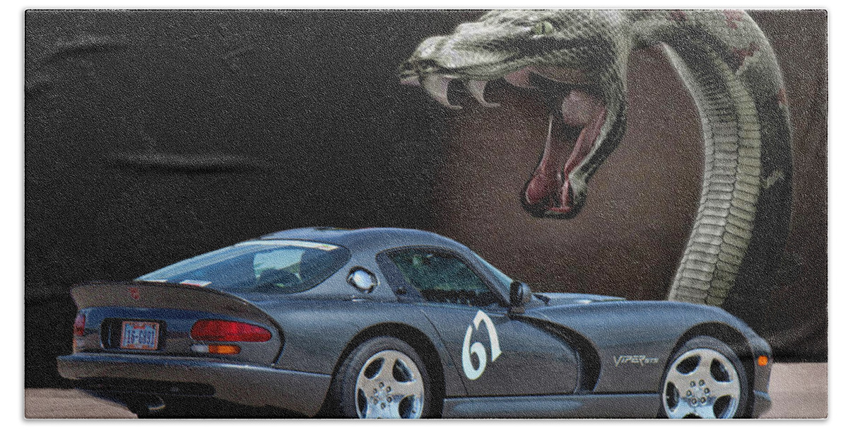 Silver Dodge Viper Hand Towel featuring the photograph 2002 Dodge Viper by Sylvia Thornton