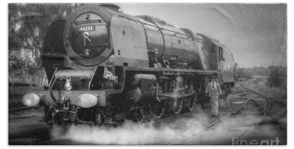 Steam Hand Towel featuring the photograph 46233 Duchess Of Sutherland by David Birchall