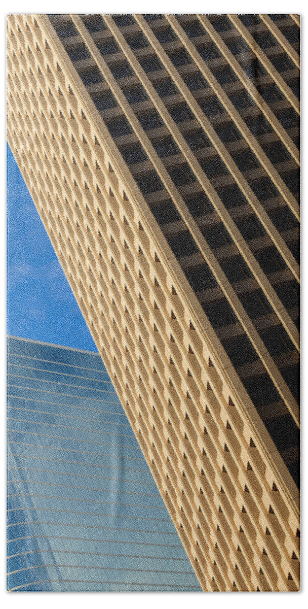 Architecture Bath Towel featuring the photograph Skyscrapers #5 by Raul Rodriguez