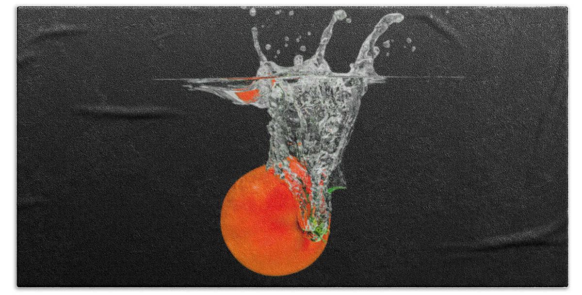 Diet Bath Towel featuring the photograph Splashing Tomato #5 by Peter Lakomy
