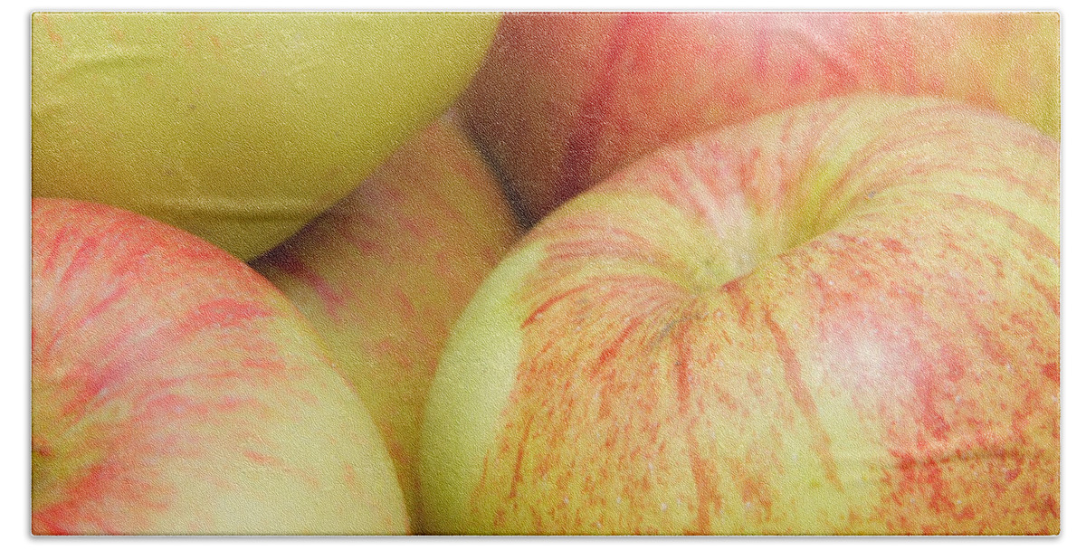Apples Bath Towel featuring the photograph Apples #6 by Tom Gowanlock