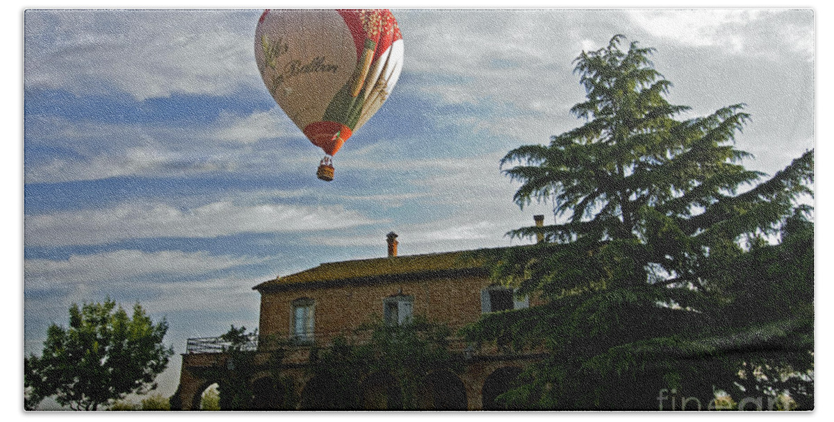 Hot Air Balloon Bath Towel featuring the photograph Hot Air Balloon, Italy #6 by Tim Holt