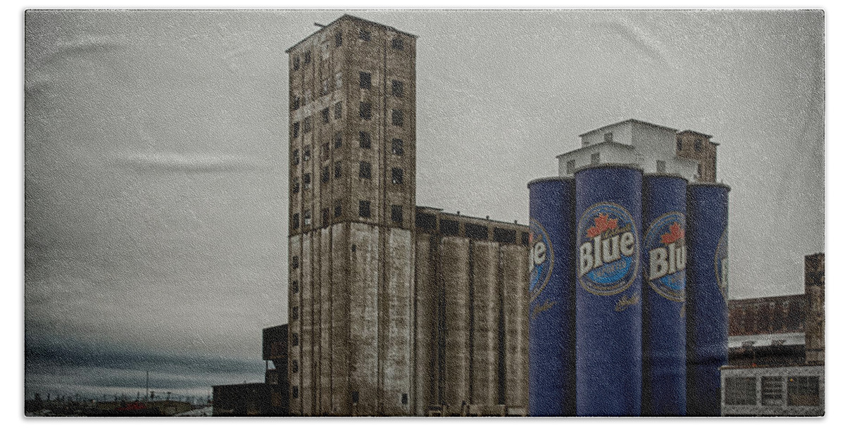 Buffalo Hand Towel featuring the photograph A Tall Blue Six-Pack by Guy Whiteley