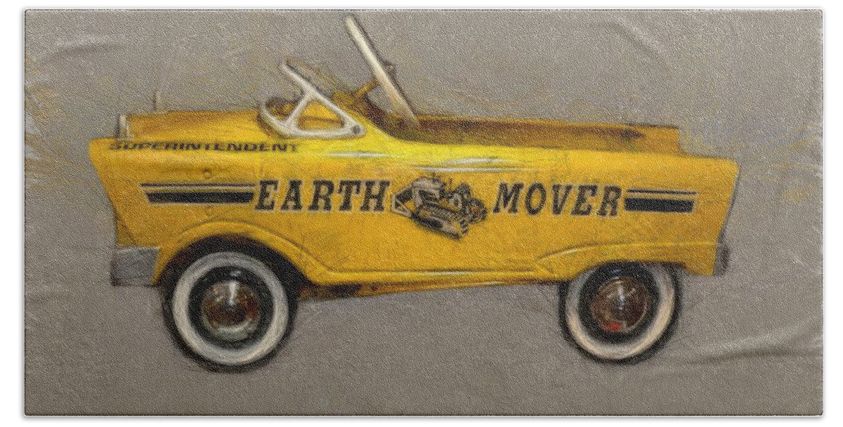 Steering Wheel Bath Towel featuring the photograph Antique Pedal Car Vl by Michelle Calkins