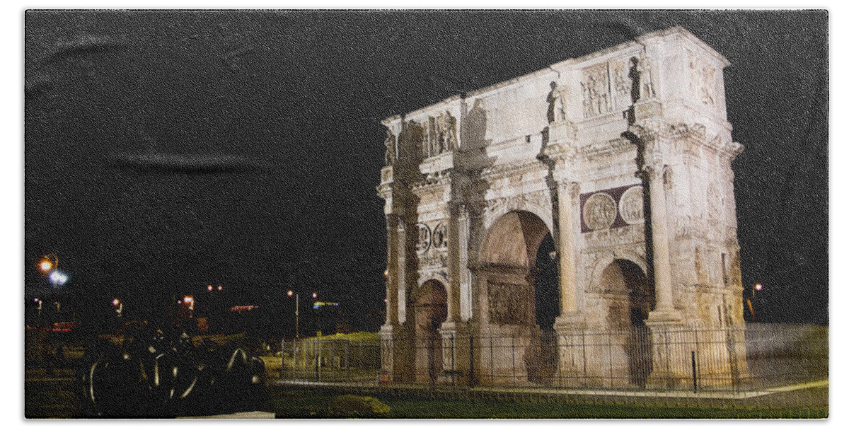 Rome Bath Towel featuring the photograph Arch of Constantine at night by Weston Westmoreland