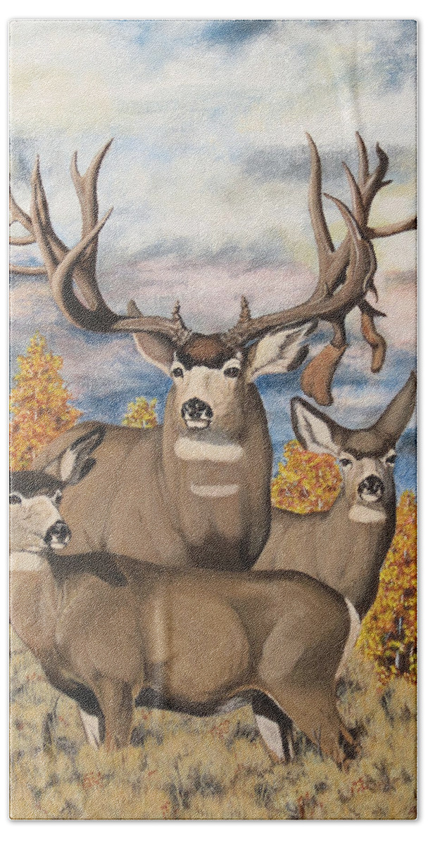 Mule Deer Bath Towel featuring the painting Avery Buck by Darcy Tate