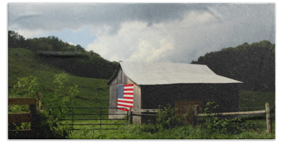 Patriotic Barns Bath Sheet featuring the photograph Barn in the USA by Karen Wiles