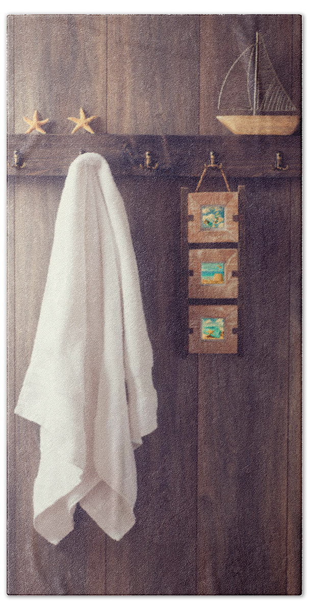 Bathroom Hand Towel featuring the photograph Bathroom Wall by Amanda Elwell