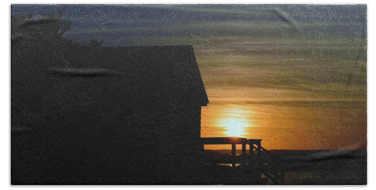 Silhouette Bath Towel featuring the photograph Beach Shack Silhouette by Billy Beck