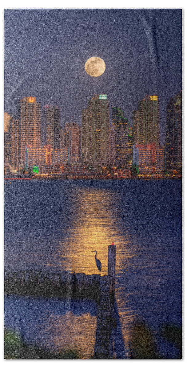 Moonlight Hand Towel featuring the photograph Blue Heron Moon by Peter Tellone
