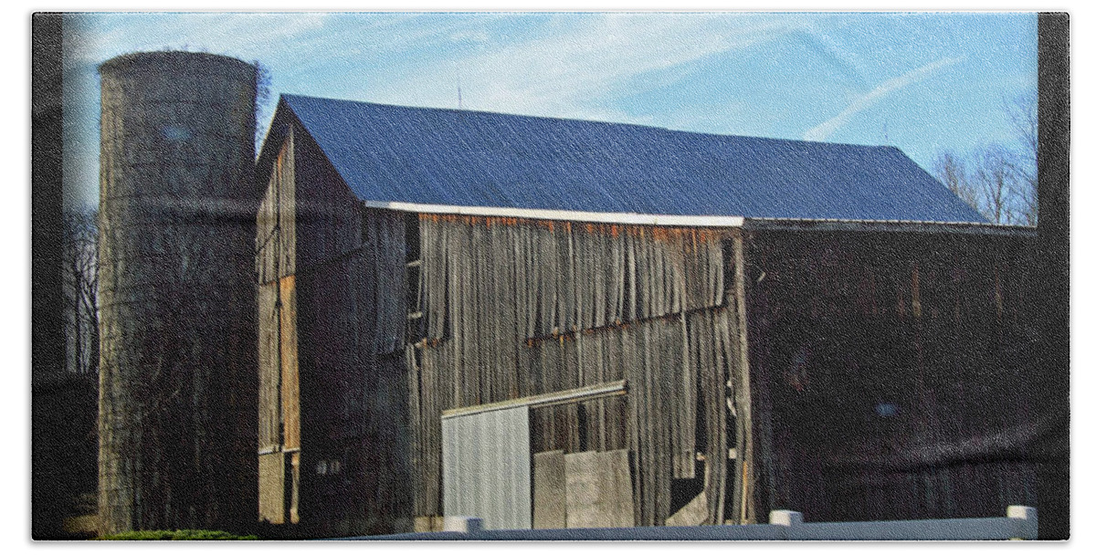 Barns Bath Towel featuring the photograph Blue Roof Barn and Silo by PJQandFriends Photography