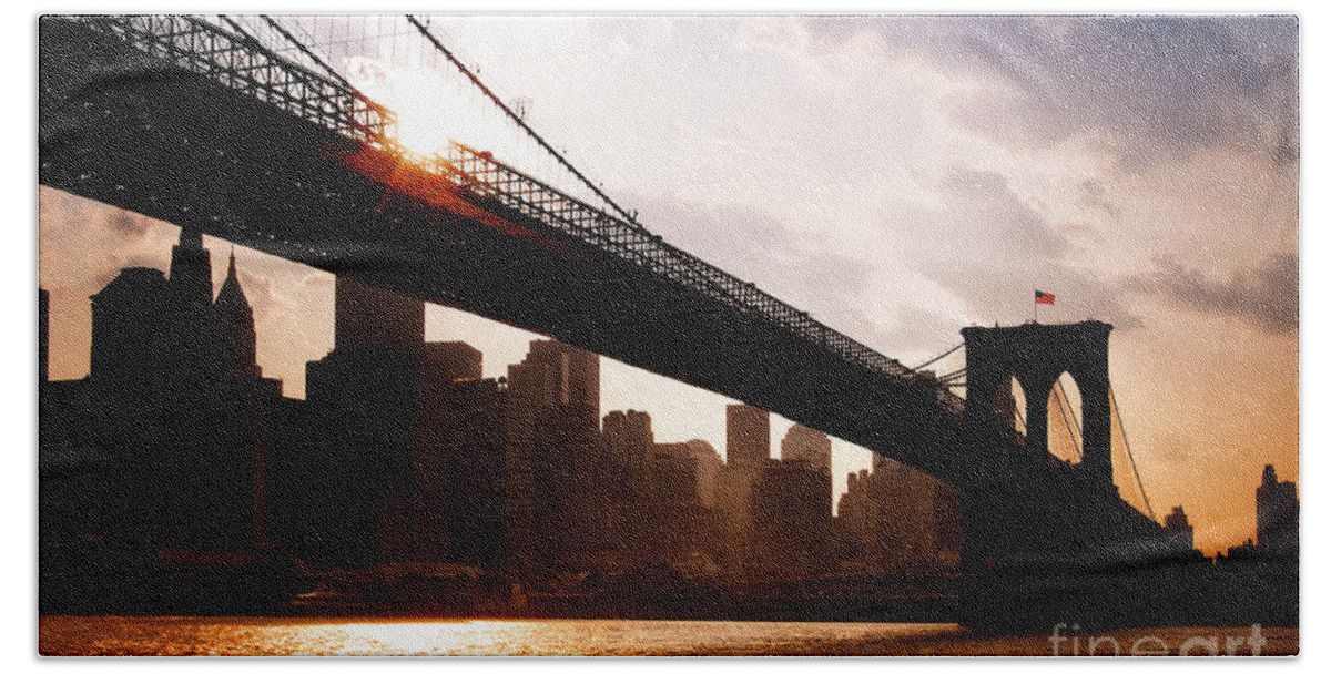 New York City Bath Towel featuring the photograph Brooklyn Bridge and Skyline Manhattan New York City by Sabine Jacobs