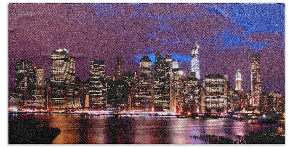 Amazing Brooklyn Bridge Photos Bath Towel featuring the photograph Brooklyn Height Promenade View of the NYC Skyline by Mitchell R Grosky