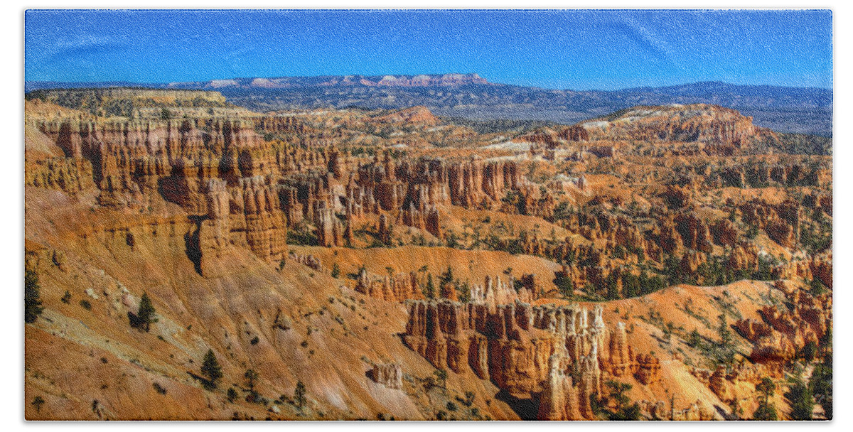 Bryce Canyon Bath Sheet featuring the photograph Bryce's Glory by Chad Dutson