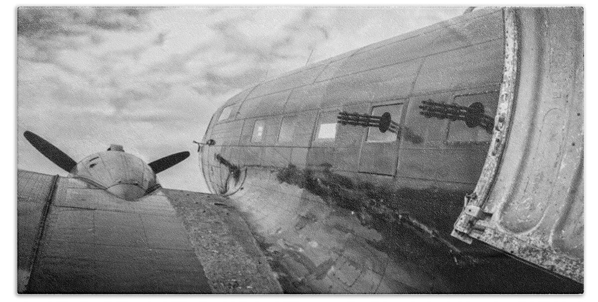 C-47 Bath Towel featuring the photograph C-47 Gunship by David Hart