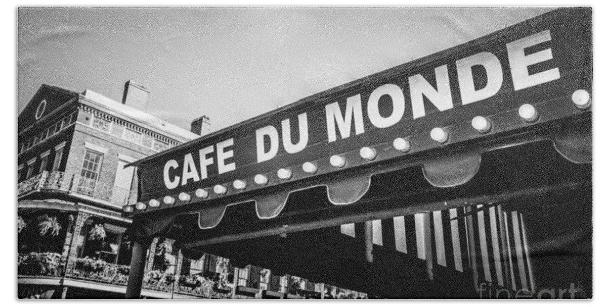 America Bath Towel featuring the photograph Cafe Du Monde Black and White Picture by Paul Velgos