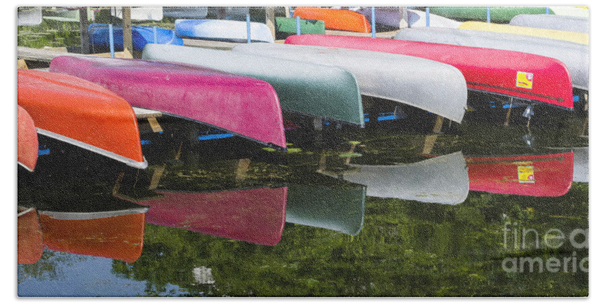 Canoes Bath Towel featuring the photograph Canoes - Lake Wingra - Madison by Steven Ralser