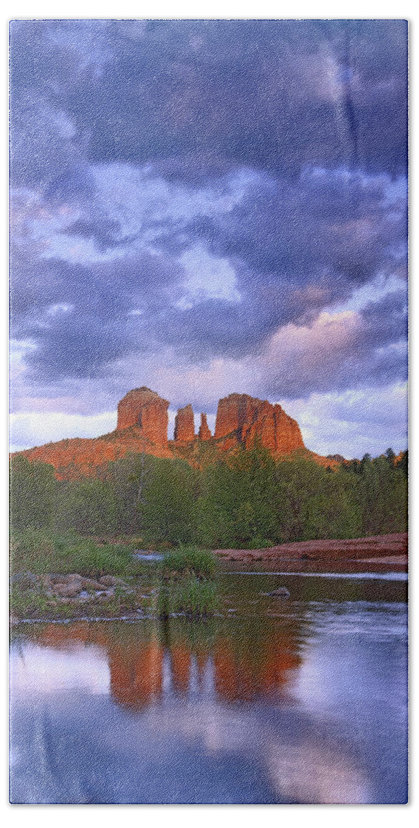 Feb0514 Bath Towel featuring the photograph Cathedral Rock And Oak Creek At Red by Tim Fitzharris