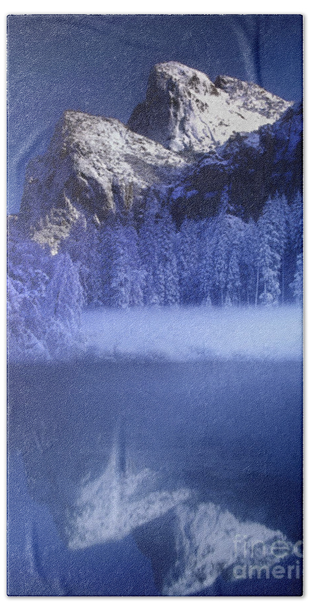 Yosemite National Park Bath Towel featuring the photograph Cathedral Rocks Reflection Yosemite National Park by Dave Welling