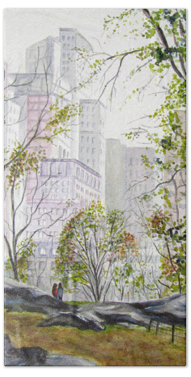 Ny Bath Towel featuring the painting Central Park stroll by Clara Sue Beym